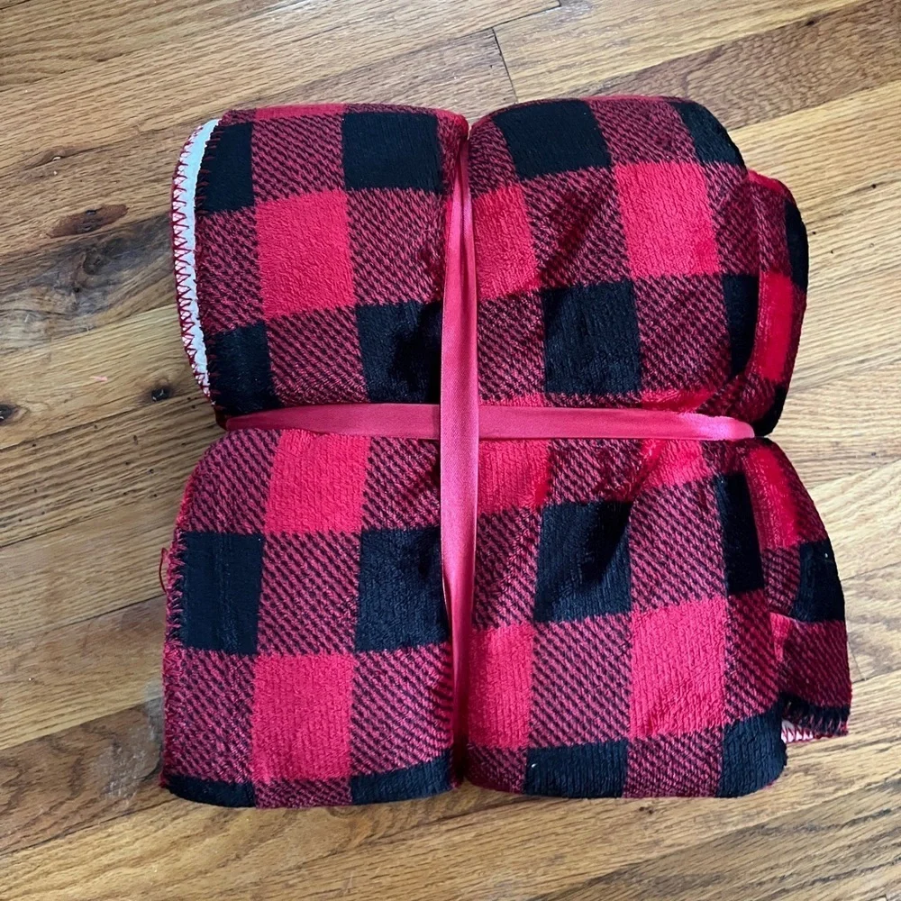 Hobby Lobby Red and Black Checkered Fleece Throw
